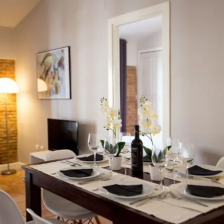 アパート Palacio De Rojas By Moontels バレンシア