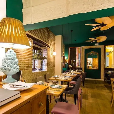 Palacio De Rojas By Moontels アパート